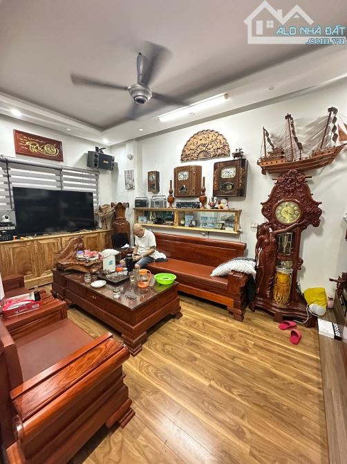 NHÀ PHÂN LÔ 50M² ĐƯỜNG LÁNG, 5 TẦNG, Ô TÔ TRÁNH – VÀO NHÀ, NỘI THẤT ĐẸP, GIÁ 18TỶ – KD TỐT - 3