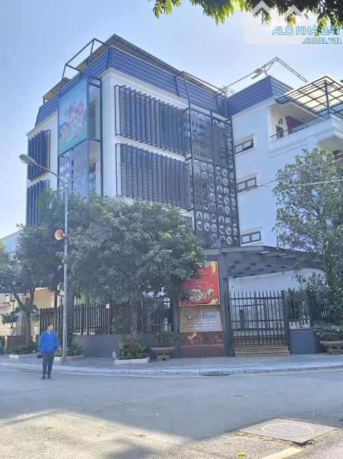 Đất biệt thự đấu giá hồ Đê Nội, Thượng Thanh DT 240m2, MT 12m, đường 15m vỉa hè hơn 30 tỷ - 3