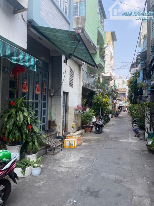 HOT, BÁN GẤP NHÀ SÁT MẶT TIỀN TẠ QUANG BỬU, [P3 Q8] DT: 62M2, 2 TẦNG CHỈ  5.5 TỶ - 3