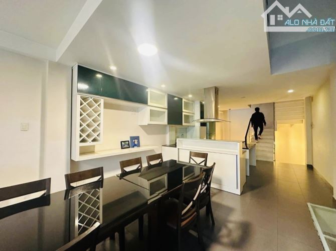 BÁN NHÀ TRƯỜNG CHINH - TÂN BÌNH - HẺM 6M Ô TÔ THÔNG - DT:60M2 - 3 TẦNG - NHỈNH 7,5 TỶ - 3