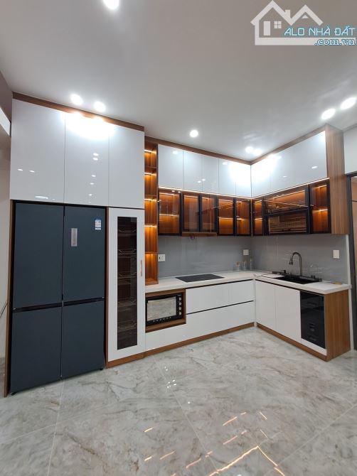 SIÊU PHẨM P10 TÂN BÌNH FULL NỘI THẤT - 43M2, 4 TẦNG, 4PN MASTER, PHÒNG XÔNG HƠI-CHỈ 8.4 TỶ - 3