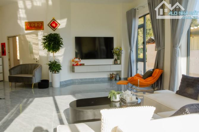 BÁN VILLA ĐẸP – VIEW THUNG LŨNG – DOANH THU ỔN ĐỊNH 100TR+/THÁNG] Vị trí: Đường Hoàng Hoa - 3