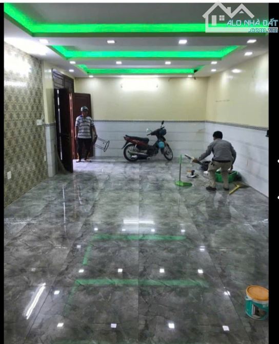 BÁN NHÀ. 65M2. Q11.  LẠC LONG QUÂN.2 TẦNG. Chỉ 6.X TỶ - 3