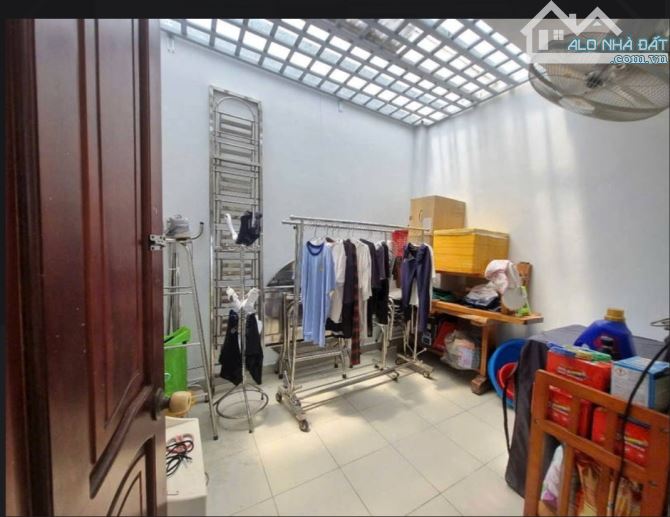 Bán nhà đúc 3.5 tấm ngay ngã 5 chuồng chó giá 4ty6 - 3