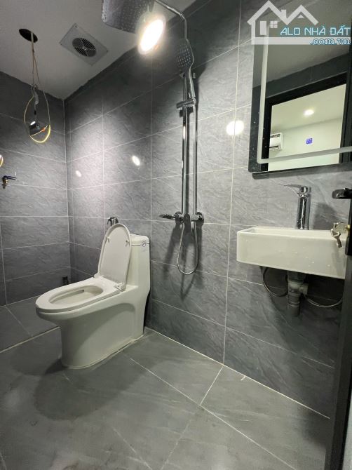 Nhà TT quận Thanh Xuân, view sân phơi 2 mặt thoáng sáng, nhà mới đẹp, 2 ngủ, 2.9x tỷ. - 3