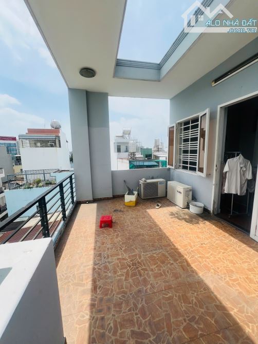 NHÀ TÂN PHÚ - VỊ TRÍ ĐẮC ĐỊA - 5 TẦNG DÒNG TIỀN 20 TRIỆU/THÁNG - GIÁ CHỈ 5,8TỶ - 3