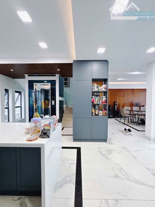 SIÊU PHẨM QUẬN 3  – CMT8 GẦN CÔNG VIÊN LÊ THỊ RIÊNG – 6 TẦNG BTCT – CHỈ 25 TỶ - 3