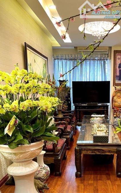 Mặt phố Trung Liệt Đống Đa trung tâm của Thái Hà thông sang Nguyễn Văn Tuyết - 3