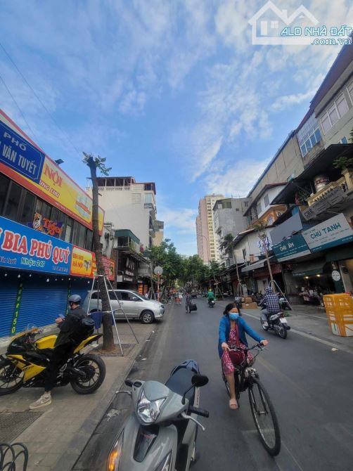 BÁN NHÀ MẶT PHỐ NGUYỄN VĂN TUYẾT 80m2 - MT 18m - 40 TỶ - LÔ GÓC - VỈA HÈ RỘNG - KINH DOANH - 3