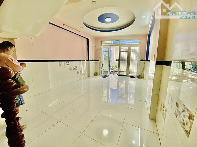 ✨ 50M2 (4.5M x 12M) 3 TẦNG, HẺM XE TẢI 6M, XE 2.5 TẤN ĐẬU NGÀY ĐÊM, ngay CHỢ 26/3 - 4,7 TỶ - 4