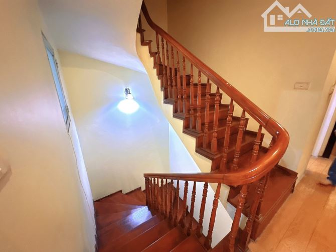 BÁN NHÀ 2 THOÁNG ĐẸP NHƯ MƠ ĐỨC DIỄN, 53M2, 4 TẦNG, Ô TÔ CỬA, NỘI THẤT GỖ, GIÁ CHỈ 9 TỶ - 4