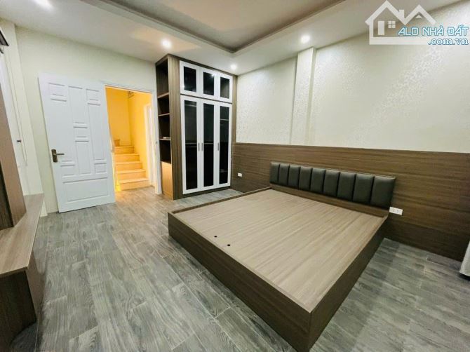 PHẢI NHANH CHÂN-5.7 TỶ- NHÀ LẠC LONG QUÂN-2 THOÁNG-GẦN MẶT PHỐ-ĐI BỘ RA HỒ TÂY-30M2*5T - 4