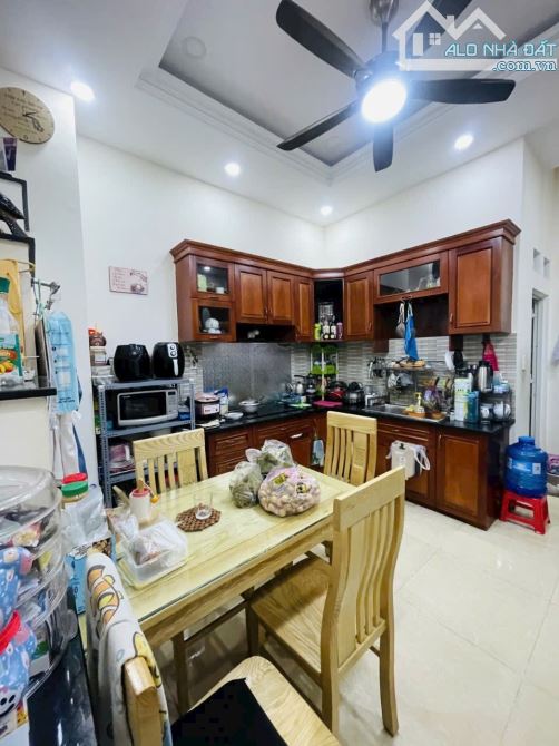 🏙️ NHÀ ĐẸP – KHU VIP HIỆP BÌNH CHÁNH – 3 TẦNG KIÊN CỐ – HẺM XE HƠI – SÁT PHẠM VĂN ĐỒNG - 4