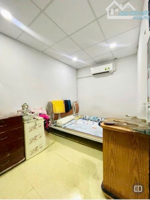 SIÊU PHẨM - CHỈ 7.2 TỶ - NHÀ 77M² SÁT MẶT TIỀN CỘNG HÒA, NGAY ETOWN - P13, TÂN BÌNH - 4