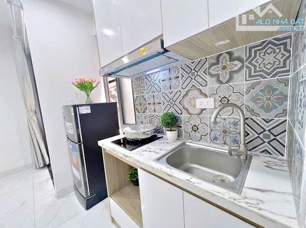 Bán gấp tòa CHDV Trung Phụng, DT 1.3 tỷ/năm, 24 phòng, ba gác đỗ cửa, gần ô tô, 85m - 4