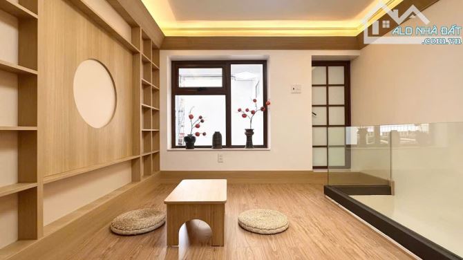 Bán nhà phong cách kiến trúc hiện đại - nhà ngõ Dư Hàng. - 4