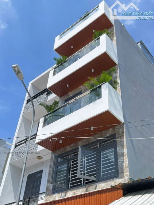 Măt tiền kinh doanh 4 tầng hiện đại Bùi Quang là P12 Gò Vấp - 4
