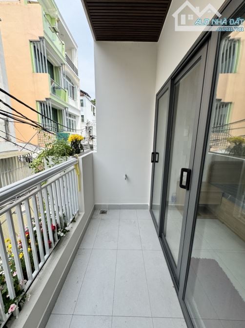 🔥LỤM LẸ THÔI KHÁCH ƠI🔥 -☘️ GẦN 60M2 ☘️ - HXH 2 TẦNG MỚI ĐẸP - P.3 - 🌸CHỈ 7.98 TỶ🌸 - 4