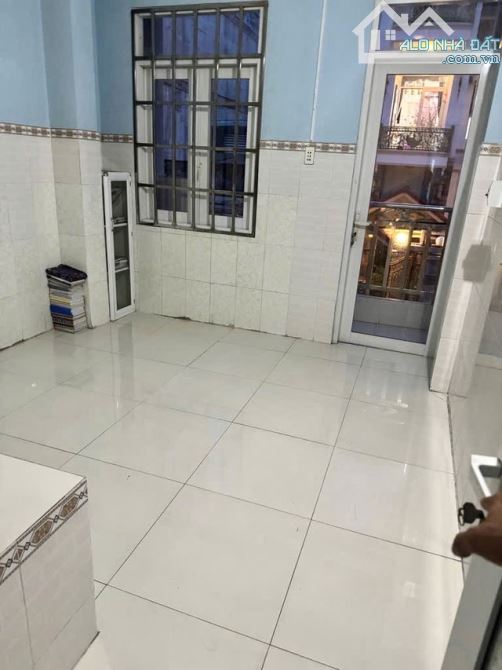 MẶT TIỀN 3 TẦNG KHU VIP ĐỒNG ĐEN, BÀU CÁT - VỪA Ở VỪA CHO THUÊ 20 TRIỆU/THÁNG - CHỈ 10 TỶ - 4