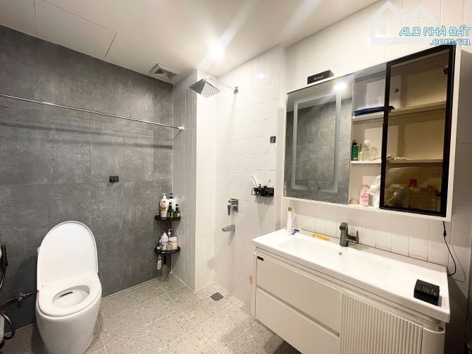 Bán nhà phố 5 tầng hẻm xe hơi Nơ Trang Long P11, 47m2 chỉ hơn 8 tỷ xí - 4