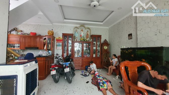 🔥 Bán gấp! Bán nhà Nguyễn Thị Minh Khai 49m² nở hậu 9m 5 tầng, hẻm 3 gác, KD tốt - 4