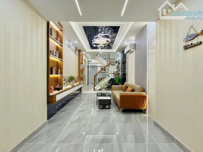 🔥 Bán gấp! Bán nhà Hai Bà Trưng 4x20=80m² 5PN, vị trí vàng - 🏢 1 trệt, 1 lửng, 3 lầu - 4