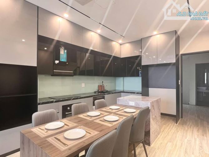 SIÊU PHẨM NHÀ ĐẸP, TT THẠCH BÀN, LB 🔰DT: 60m2🔹8 Tầng Thang Máy🔹4m MT 💰 Giá: 18.5 Tỷ - 4