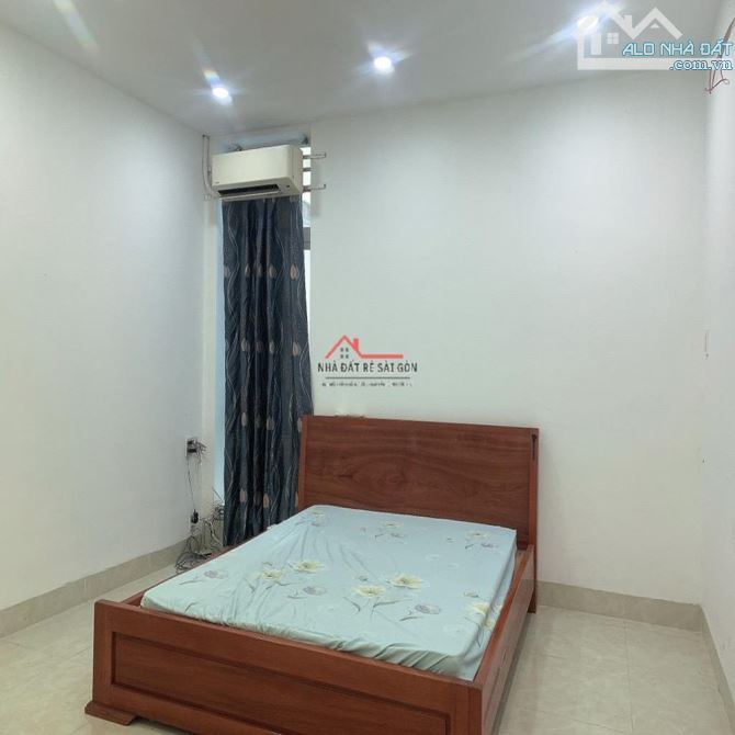 HẺM XE HƠI ĐƯỜNG CỬU LONG P2 TÂN BÌNH - NGANG 5.5M 4 TẦNG - GIÁ 8.X TỶ - 4