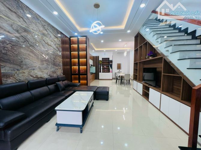 💥💥Nhà CƯEBUA, PHẠM NGỦ LÃO- TP BMT. Cách vòng xoay chưa đầy 1km. Cách ngã 6 chỉ 4,5km - 4
