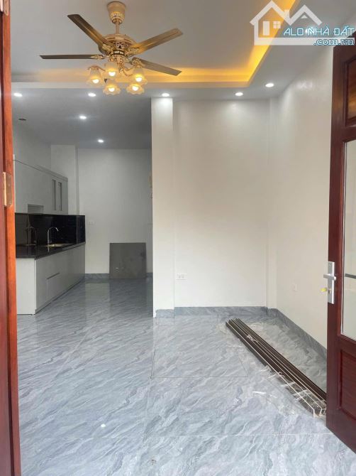 Hiếm ! Bán Nhà Phú Thượng - Tây Hồ -ADV - Thang Máy - Ô Tô - 35M x 5 Tầng Giá Nhỉnh 6 Tỷ - 4