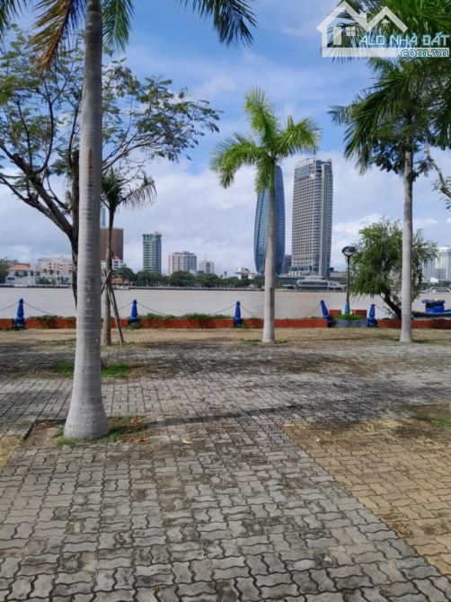 # Nhà 2 Mặt tiền Trần Hưng Đạo, View Sông Hàn, 125m2, 3 mê suốt, 7PN, móng 5 tầng - 4