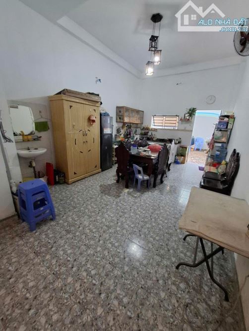 Nhà 2 tầng mặt tiền đường THẠNH LỘC 16 phường THẠNH LỘC Q12, dt 100m²(4mx27m) 💰 7,5 tỷ - 5