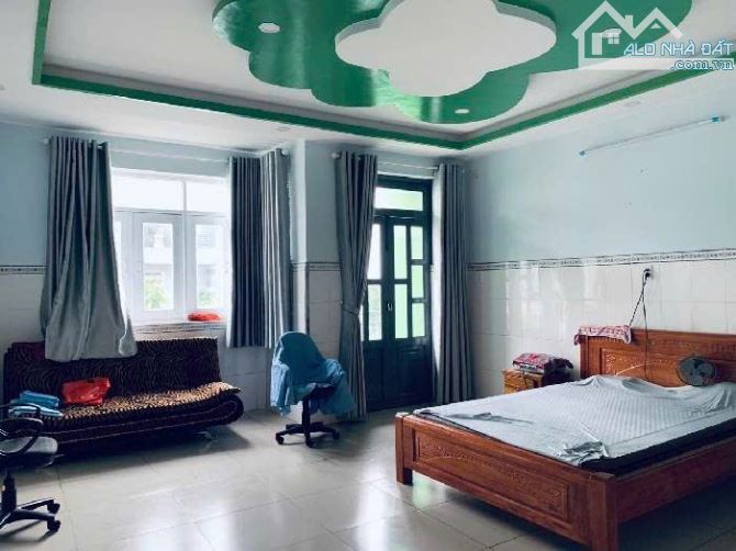 Nhà 5 tầng hẻm 8m đường HÀ HUY GIÁP phường THẠNH LỘC Q12. dt 100m²(5m x20m)💰8,8 tỷ - 5