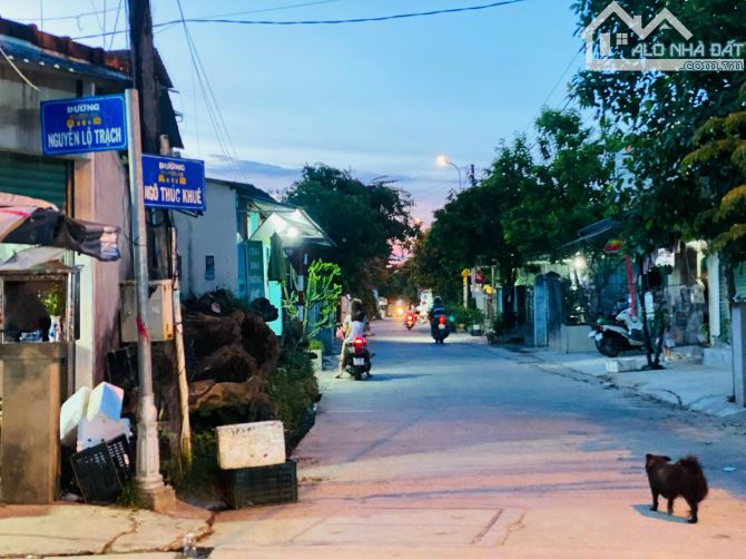 MẶT TIỀN NGÔ THÚC KHUÊ THÔNG VŨ THẮNG NỐI DÀI NGAY CẦU NHƯ Ý 1 - TTHC CÔNG TP HUẾ - phường - 5