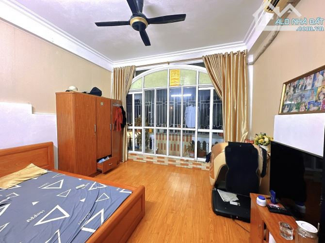 BÁN NHÀ 2 THOÁNG ĐẸP NHƯ MƠ ĐỨC DIỄN, 53M2, 4 TẦNG, Ô TÔ CỬA, NỘI THẤT GỖ, GIÁ CHỈ 9 TỶ - 5
