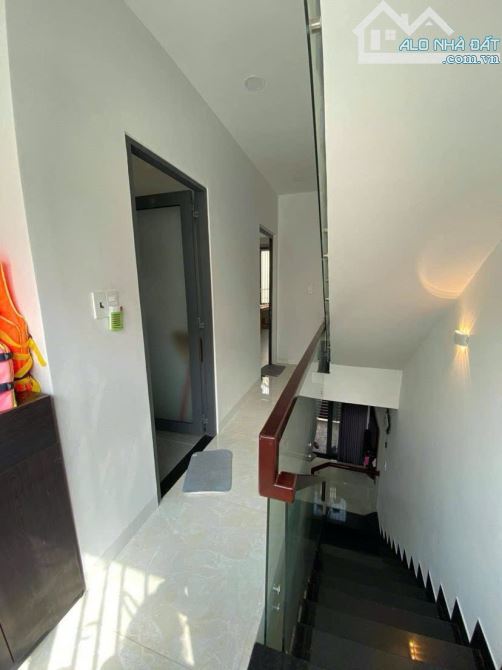 Bán nhà 3 tầng đẹp hẻm đường Thống Nhất - phường Phương Sơn- thành phố.Nha Trang - 5