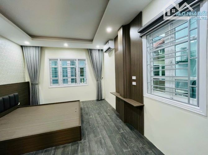 PHẢI NHANH CHÂN-5.7 TỶ- NHÀ LẠC LONG QUÂN-2 THOÁNG-GẦN MẶT PHỐ-ĐI BỘ RA HỒ TÂY-30M2*5T - 5