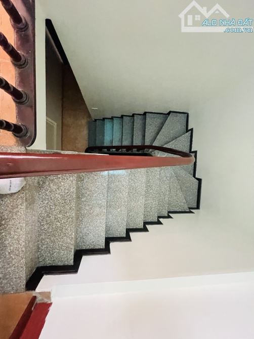 Bán căn nhà 6 tầng 6 PN Láng Thượng - Đống Đa, 30M ra Ô tô - 5