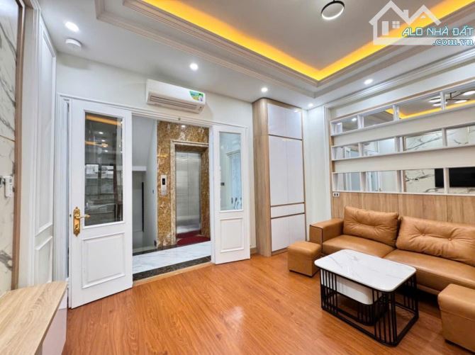 SIÊU PHẨM PHÂN LÔ CẦU GIẤY - Ô TÔ TRÁNH - NGÕ THÔNG VỈA HÈ - NHÀ MỚI - CỰC HIẾM NHÀ BÁN - 5