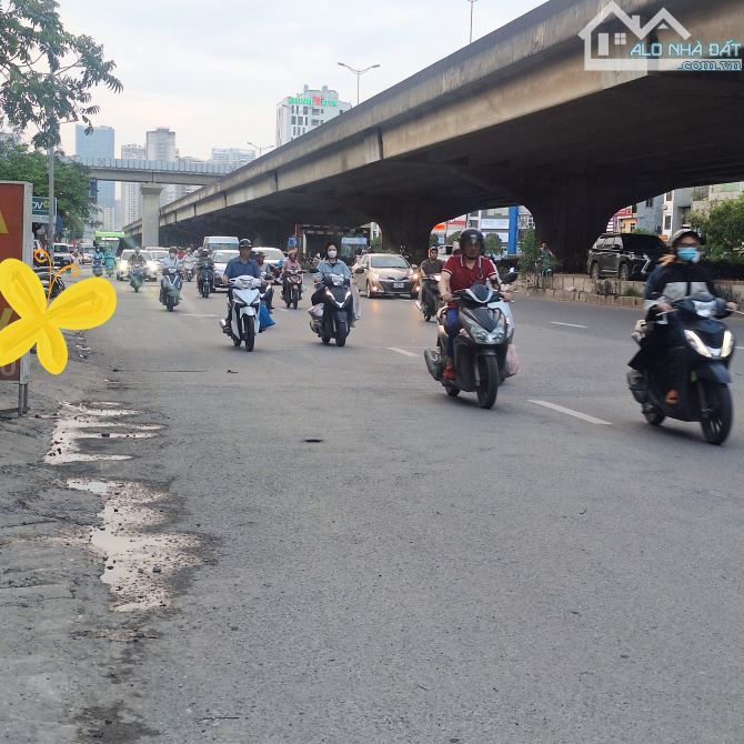 7,8 tỷ nhà mặt chợ kinh doanh ngõ thông ô tô ngã tư Khuất Duy Tiến  Q thanh xuân - 6