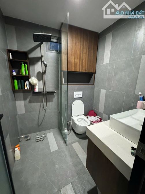 💥Nhà đẹp mặt tiền Y Moan - 10 x 16m - 6.990 tỷ - 5