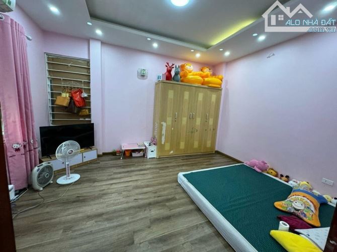 Siêu hiếm Đống Đa nhà gần phố ở ngay thoáng sáng trước nhà c vs ó sân để xe phải thật nhan - 5