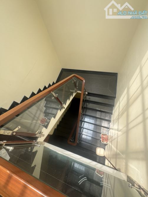 Siêu phẩm 5.5 x 15 , vuông xây bề thế 1 đời chủ tự xây - 6