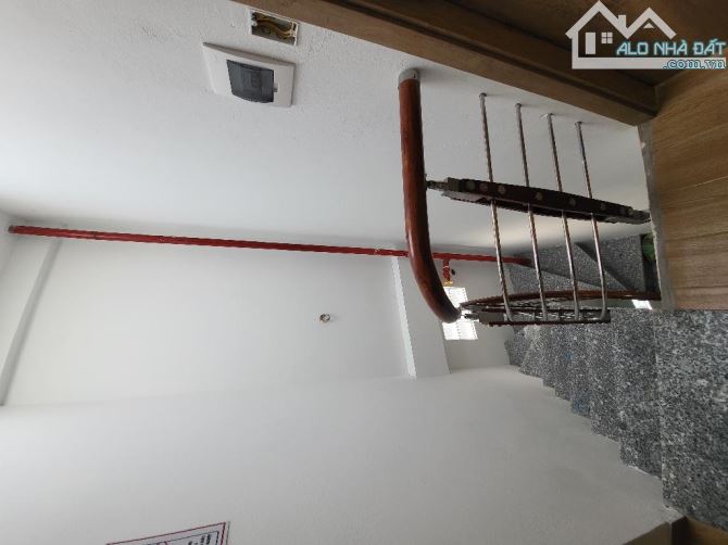 Bán nhà mặt phố Hoàng Mai - 80m2 - 12PN khép kín - Dòng tiền 720tr/năm. Giá: 19,8 tỷ - 6