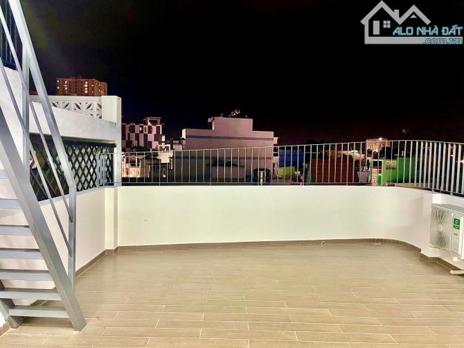 NHÀ ĐẸP 4 LẦU HẺM 7M CHỈ CÁCH MT HẬU GIANG 20M - 6
