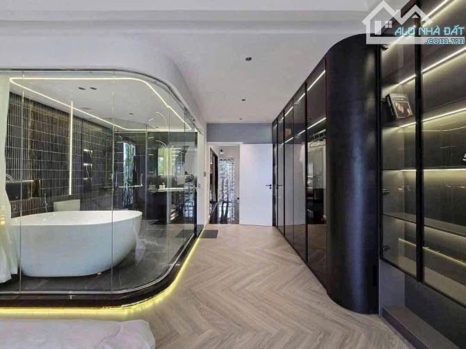 270m2 - NHỈNH 10tỷ - BÁN NHÀ CỔ LINH, LONG BIÊN- Pocher Đỗ Cửa - THANG MÁY - 6