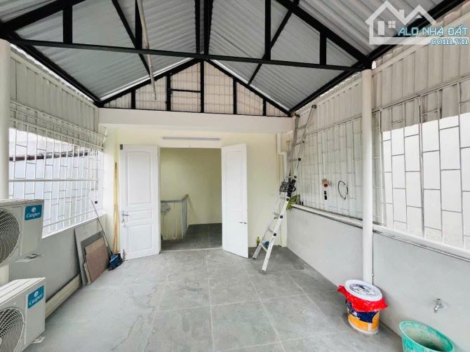PHẢI NHANH CHÂN-5.7 TỶ- NHÀ LẠC LONG QUÂN-2 THOÁNG-GẦN MẶT PHỐ-ĐI BỘ RA HỒ TÂY-30M2*5T - 7