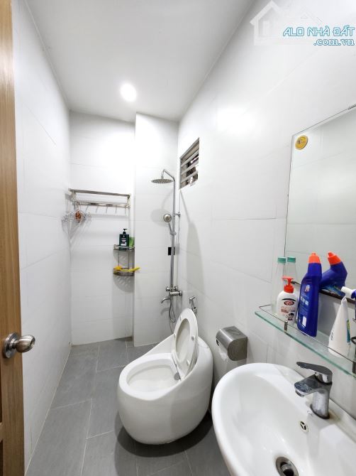 🍀🍀NHÀ MẶT TIỀN SÁT BIỂN 2 TẦNG XÂY FULL MỚI TOANH - VỪA Ở VỪA ĐẦU TƯ - TIỀM NĂNG - 7