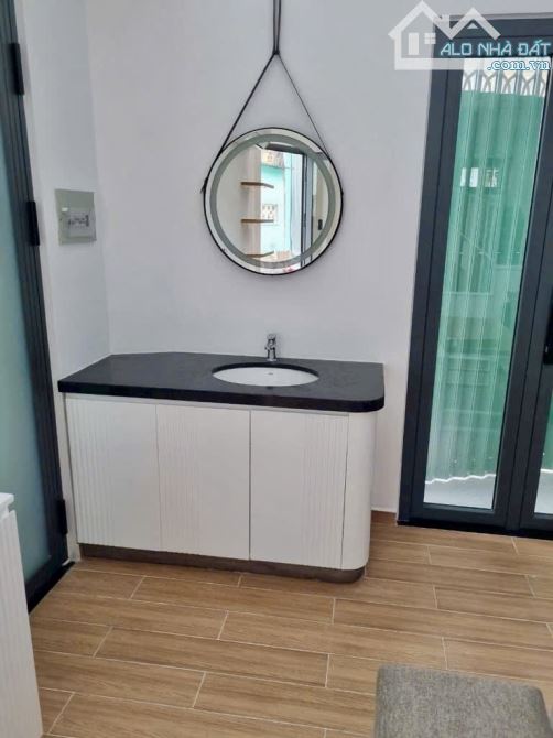BÌNH THẠNH P.7 🏠ĐẸP VỚI MẪU THIẾT KẾ ĐẶC BIỆT 5 TẦNG 💰 CHỈ NHỈNH 4 - 7