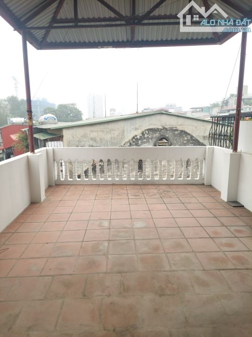 PHÂN LÔ Ô TÔ TRÁNH - CẦU GIẤY - 52M2 SỔ ĐỎ - THỰC TẾ 62M2 - 5 TẦNG - MT 4M - NHỈNH 17 TỶ - 7